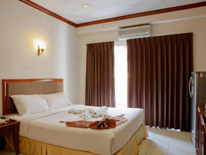 Inn House- Sha Extra Plus Pattaya Exterior foto