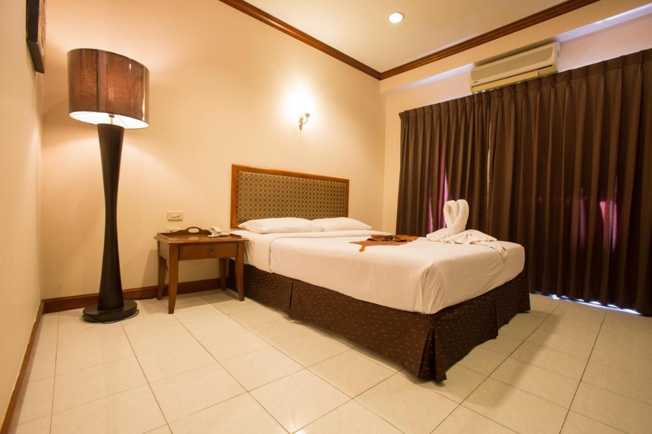 Inn House- Sha Extra Plus Pattaya Exterior foto