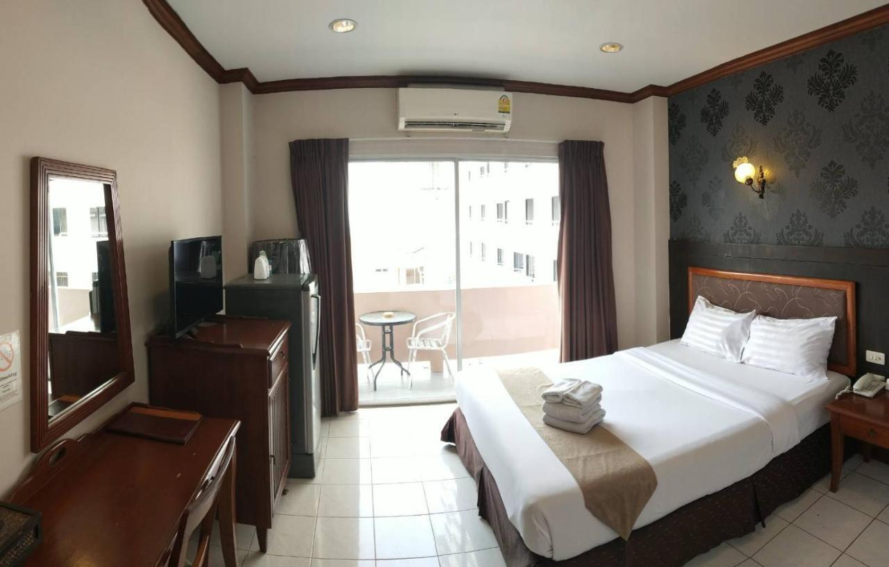 Inn House- Sha Extra Plus Pattaya Exterior foto